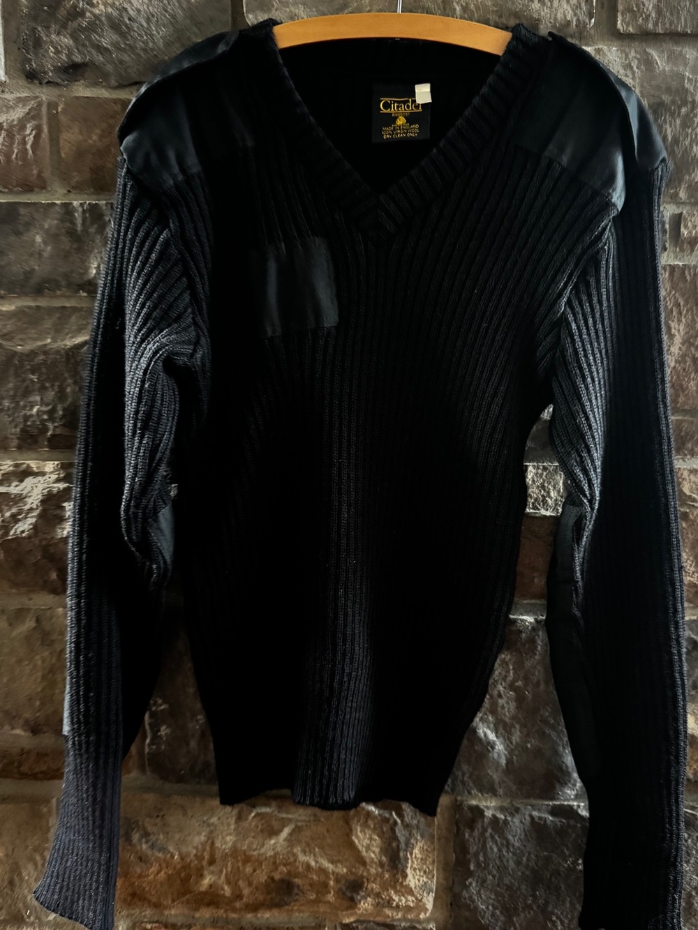 Genuine US Army Issue (expendable) Uniform Sweater -size 44